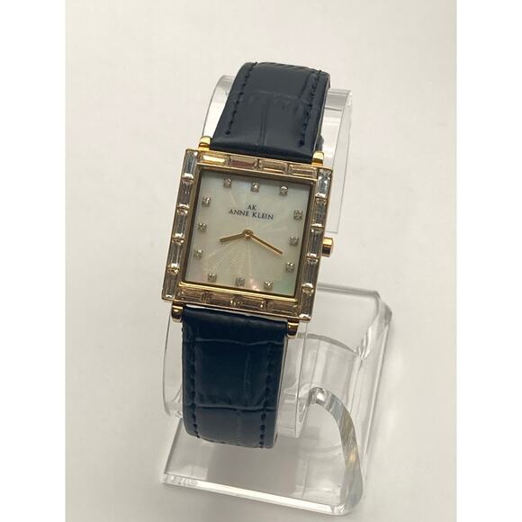 Anne Klein Mother of Pearl Dial Womens Watch 26mm New Battery New Leather Band - Picture 5 of 12